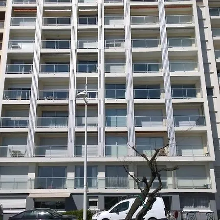 Agtbab * ビアリッツ